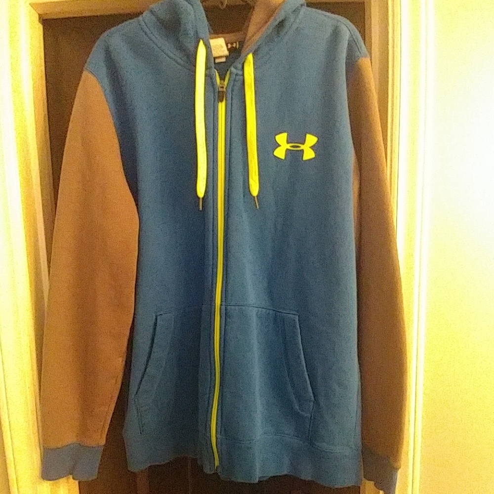 Under Armour Hoodie